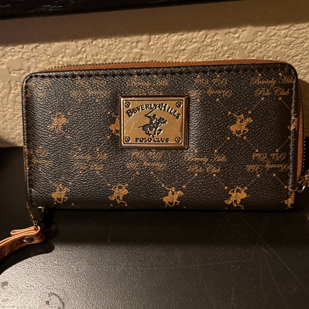 Beverly Hills Polo Club Black and Gold Wallet